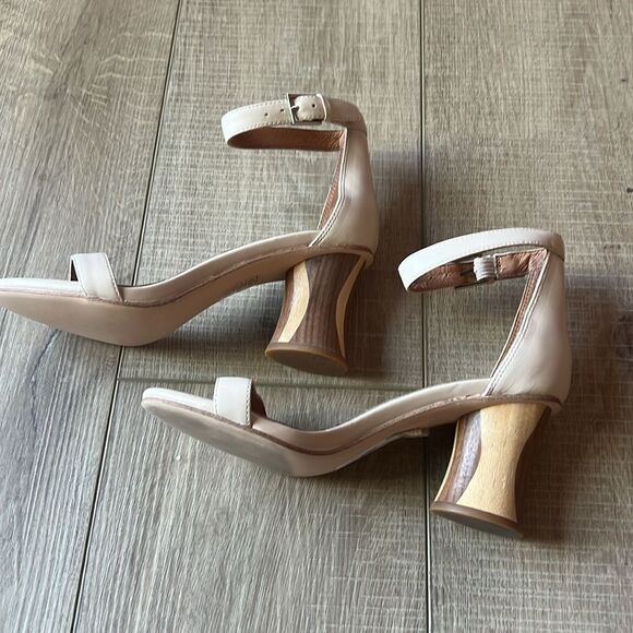 Jeffrey Campbell Ivory Leather Striped Sandal One Strap Heels - Picture 5 of 7